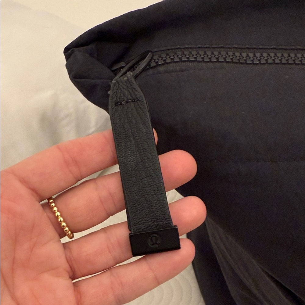 Lululemon On My Level Duffle Bag - Picture 3 of 12
